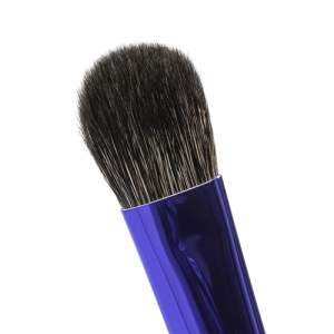 Кисть маленькая плоская для нанесения и растушевки теней