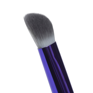 Маленькая кисть-лапка для теней и консилера