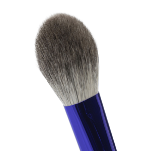 Кисть средняя плоская многофункциональная для румян, коррекции, хайлайтер