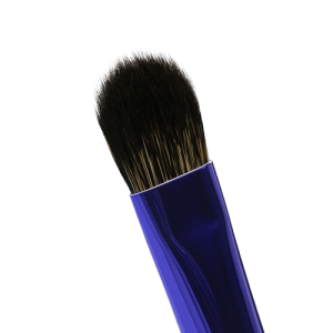 Кисть маленькая плоская для нанесения и растушевки теней